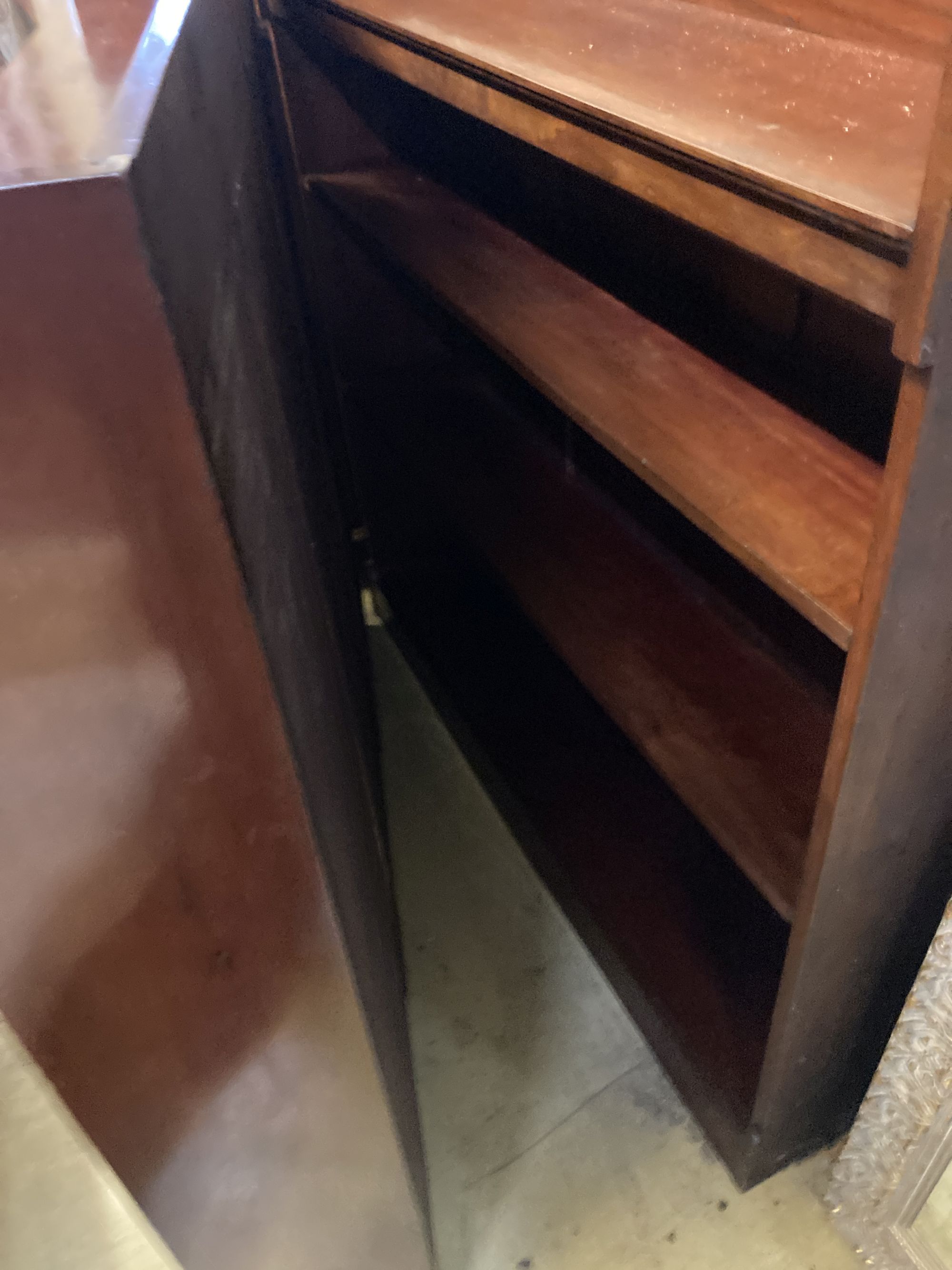 A pair of Victorian mahogany open bookcases, width 127cm, depth 24cm, height 126cm